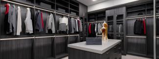 Residence 4 - Closet